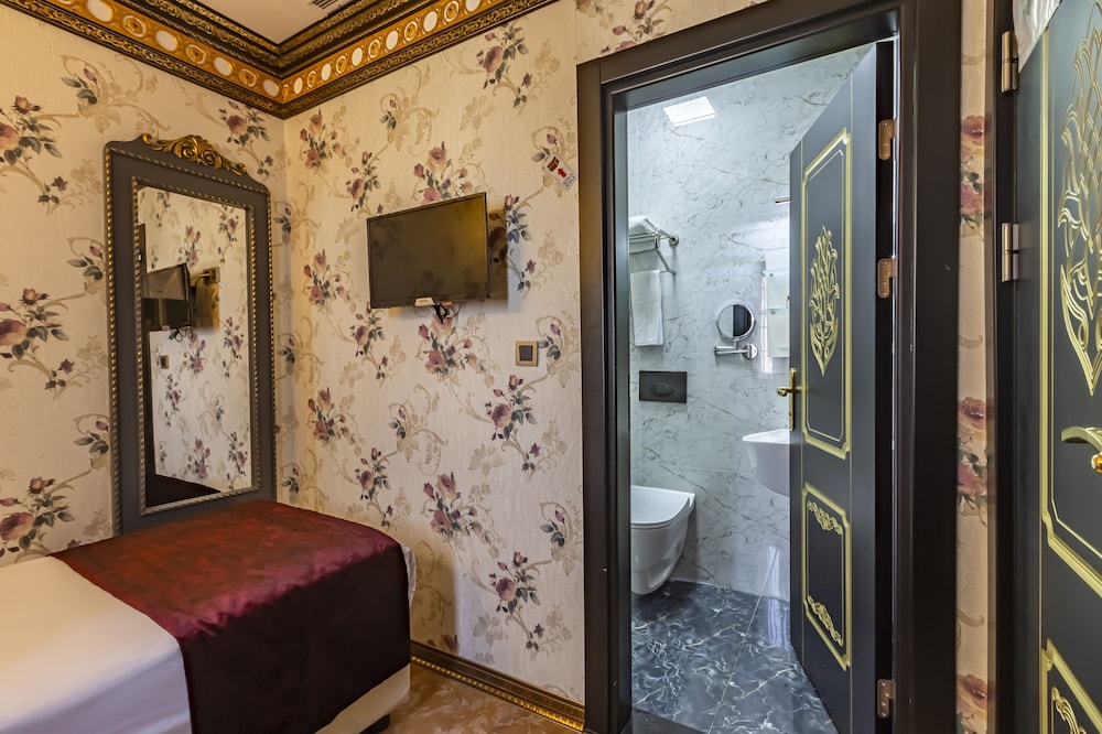 Laleli Blue Marmaray Hotel 16