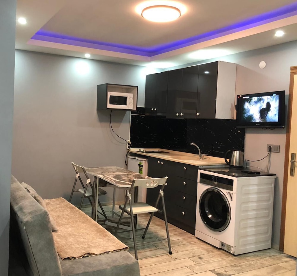 RoyalStar Taksim Family Suites 8