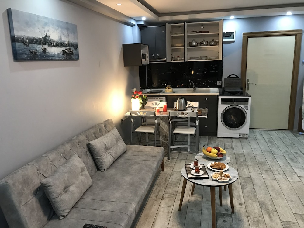 RoyalStar Taksim Family Suites 16