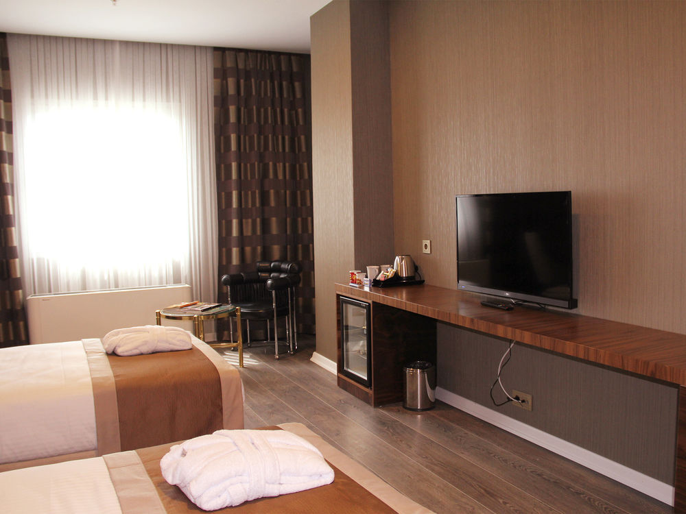 Crowne Plaza Istanbul - West 8