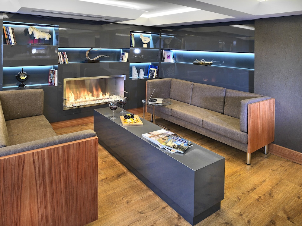 Misa Hotel 5
