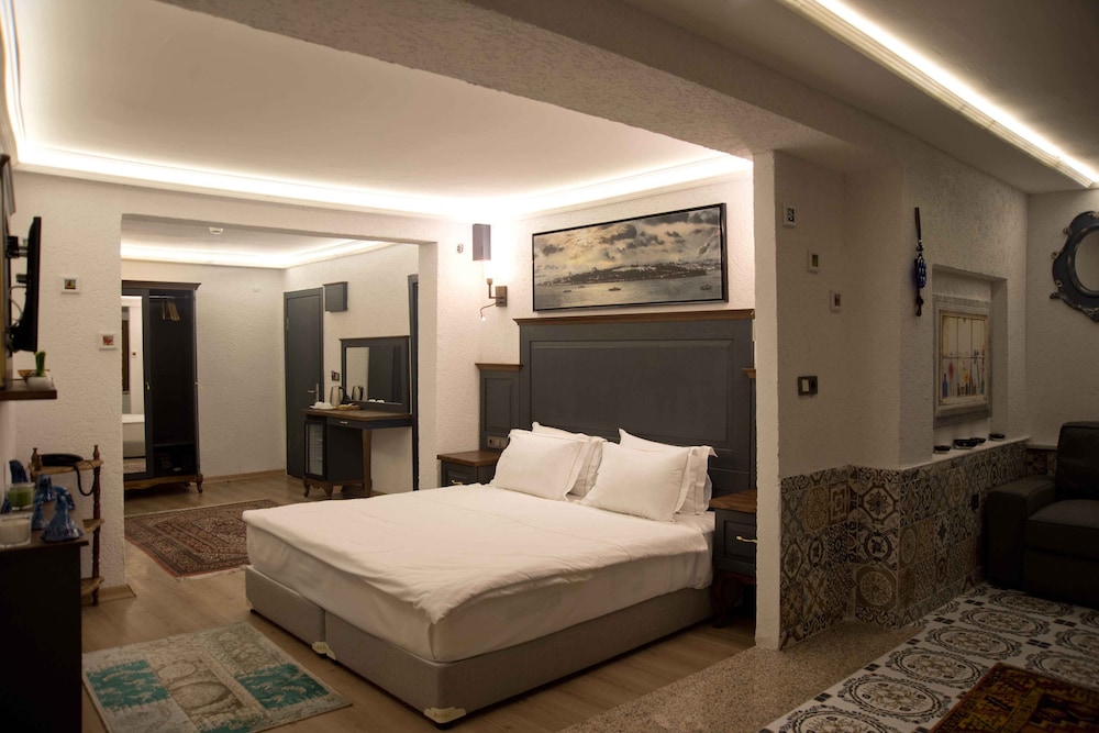 Big Orange Hotel 22
