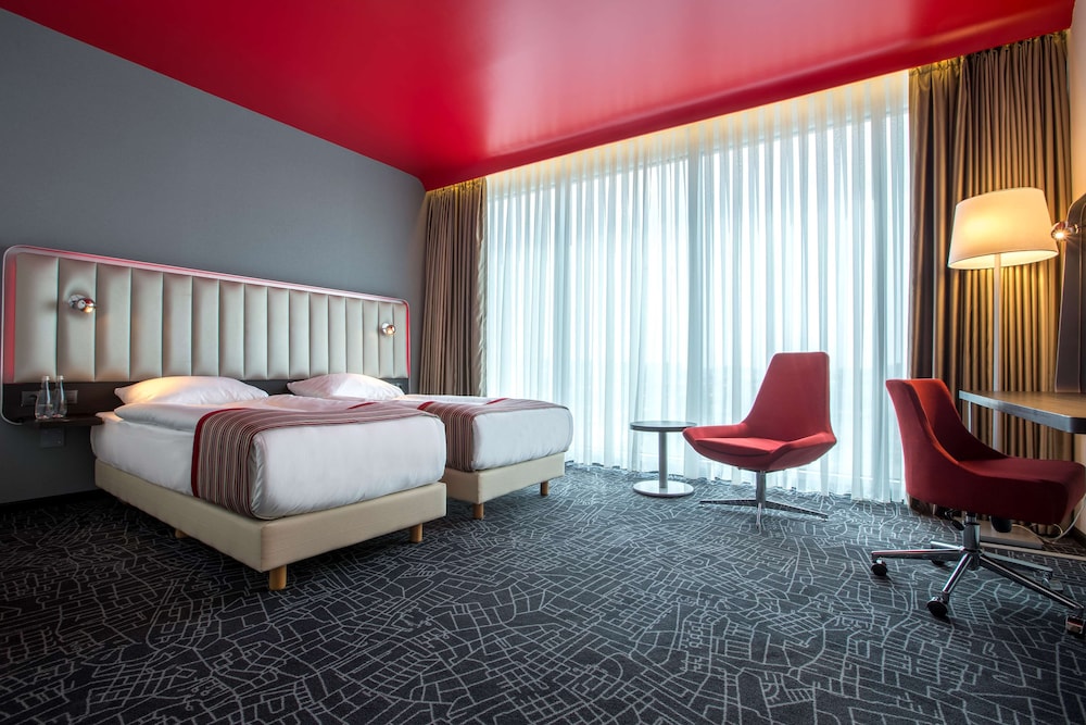 Park Inn by Radisson Istanbul Ataturk Airport 9