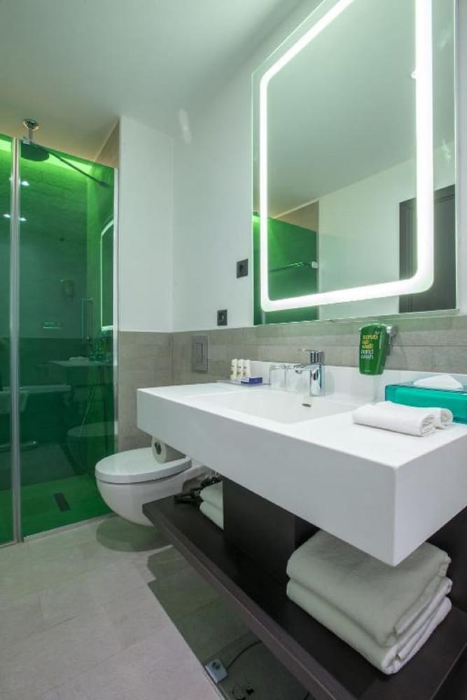 Park Inn by Radisson Istanbul Ataturk Airport 15