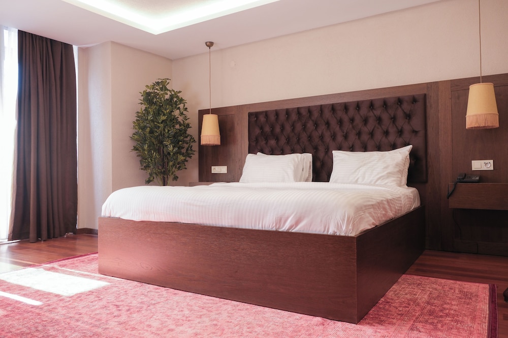Phellos Suites 13