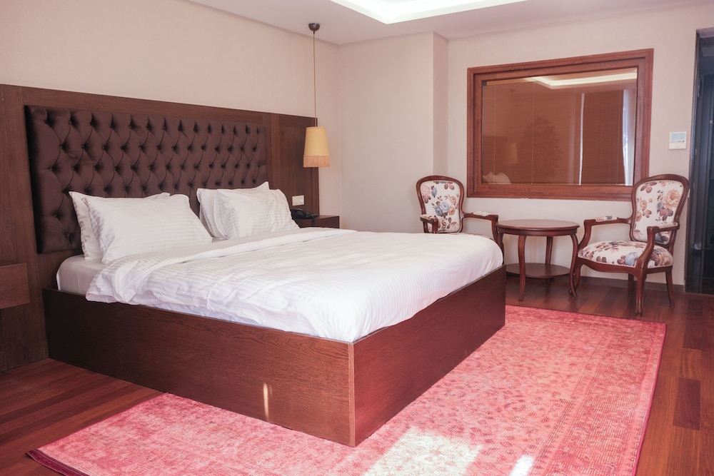 Phellos Suites 12