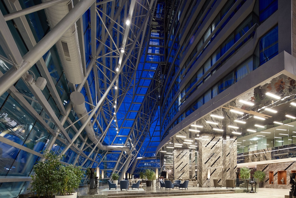 Pullman Istanbul Hotel & Convention Center 2