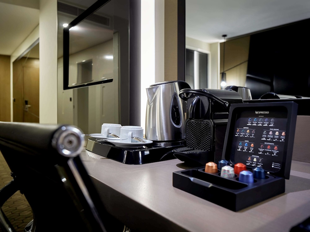 Pullman Istanbul Hotel & Convention Center 16