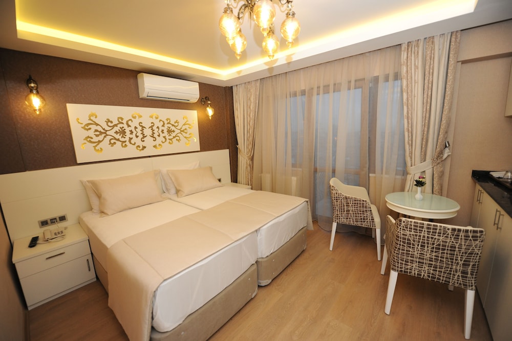 Rooms Inn Taxim 6