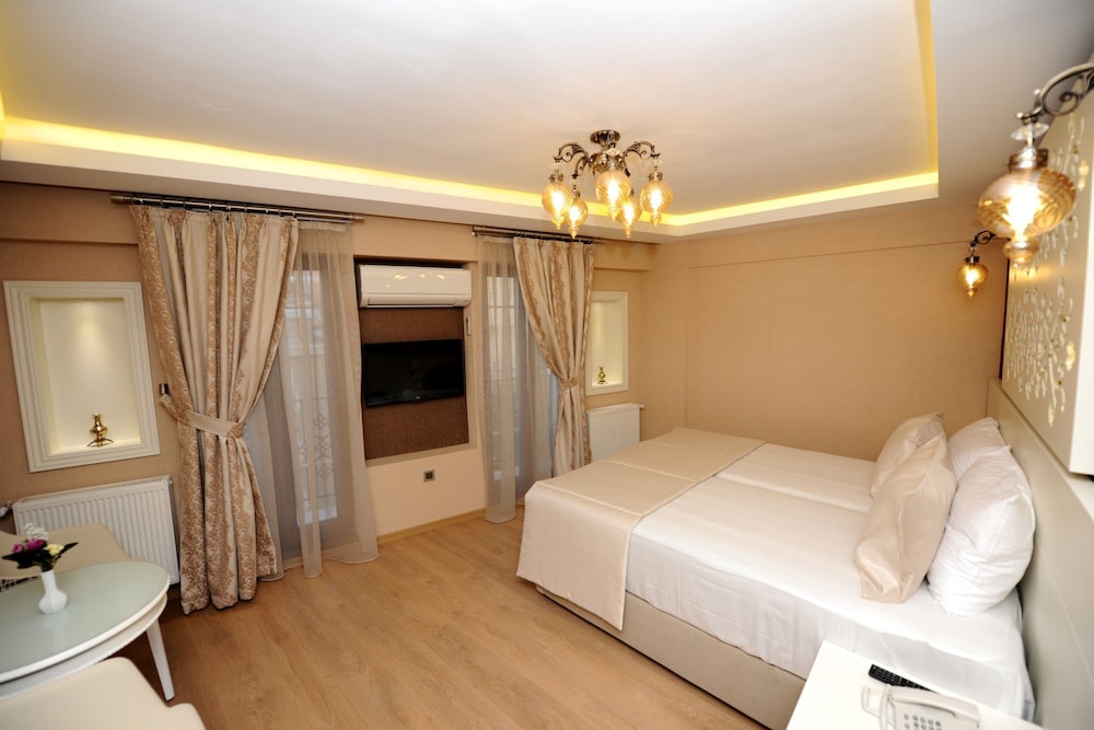 Rooms Inn Taxim 1