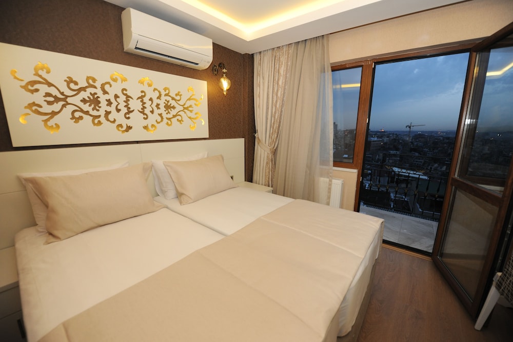 Rooms Inn Taxim 7