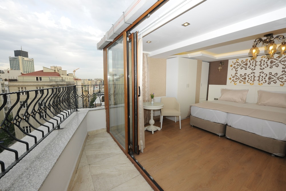 Rooms Inn Taxim 22