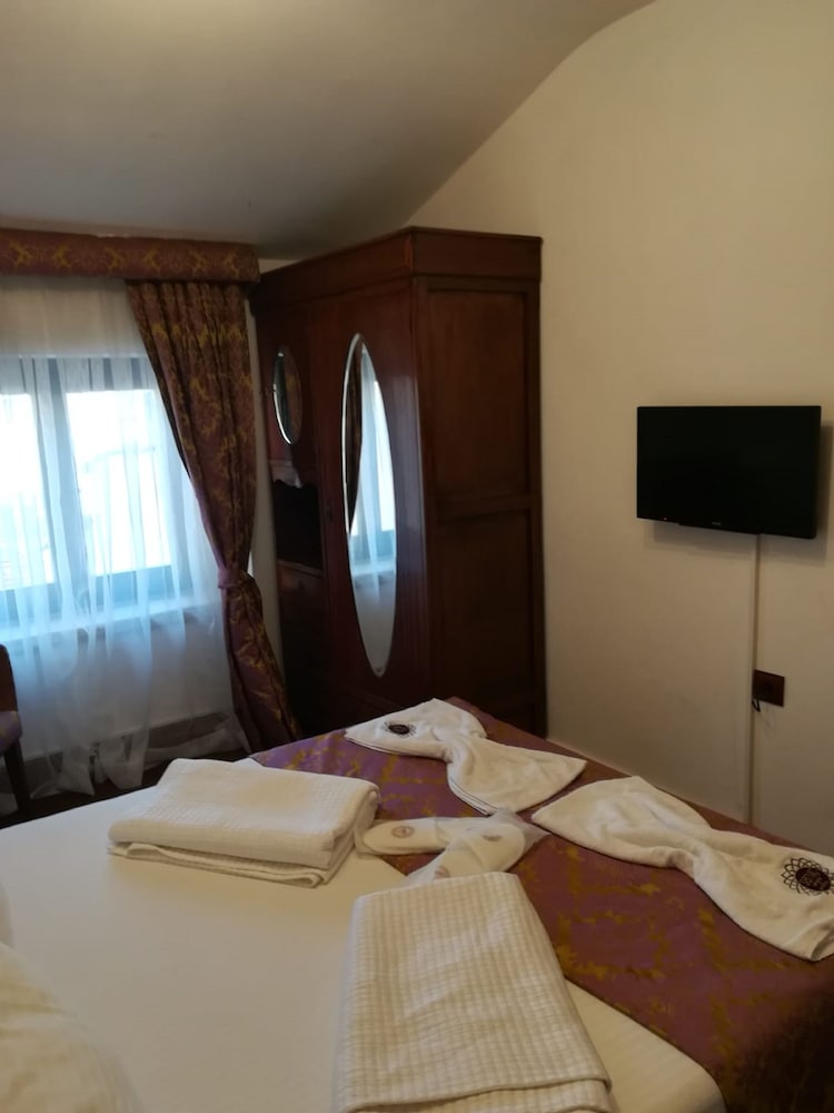 Sarnic Boutique Hotel 9
