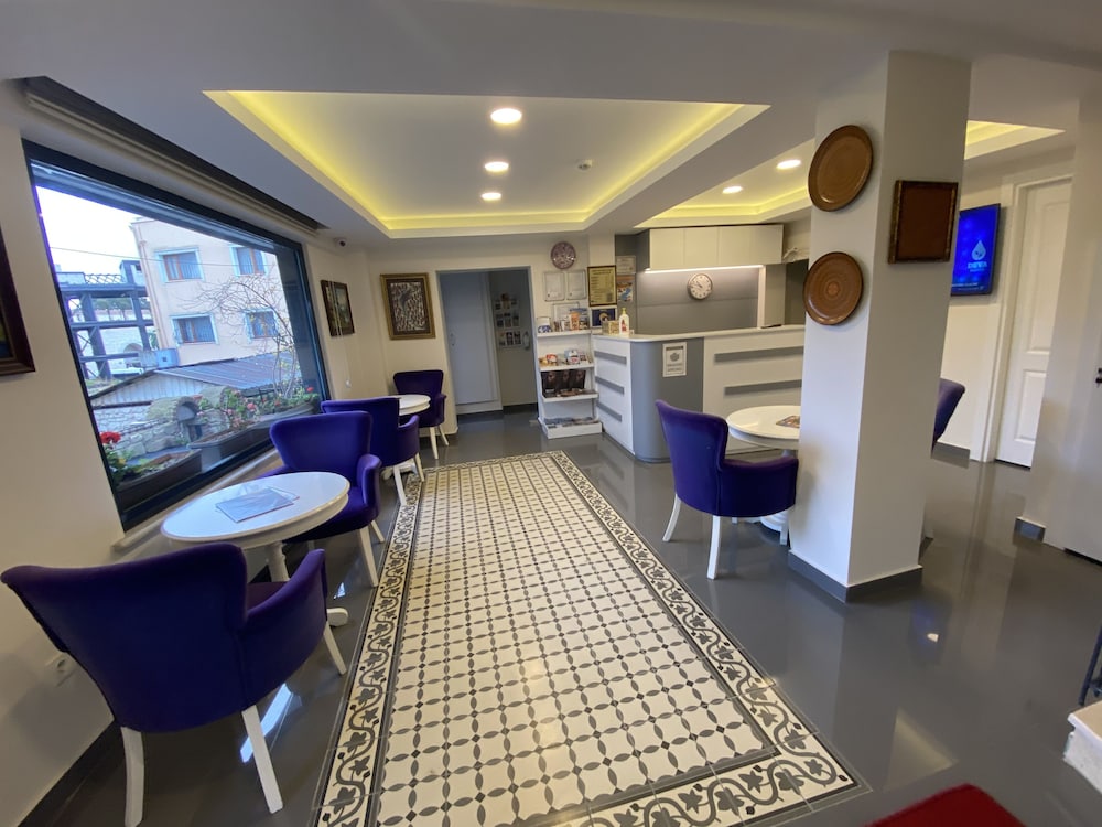 Spinel Hotel 6