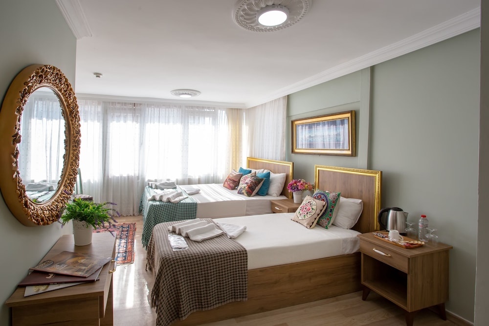 Sofia Corner Hotel 8