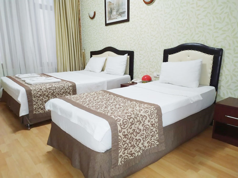 Taxim Marin Hotel 19