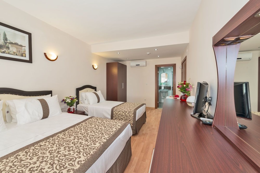 Taxim Marin Hotel 9