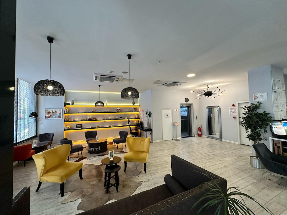 Tempo Fair Suites 3