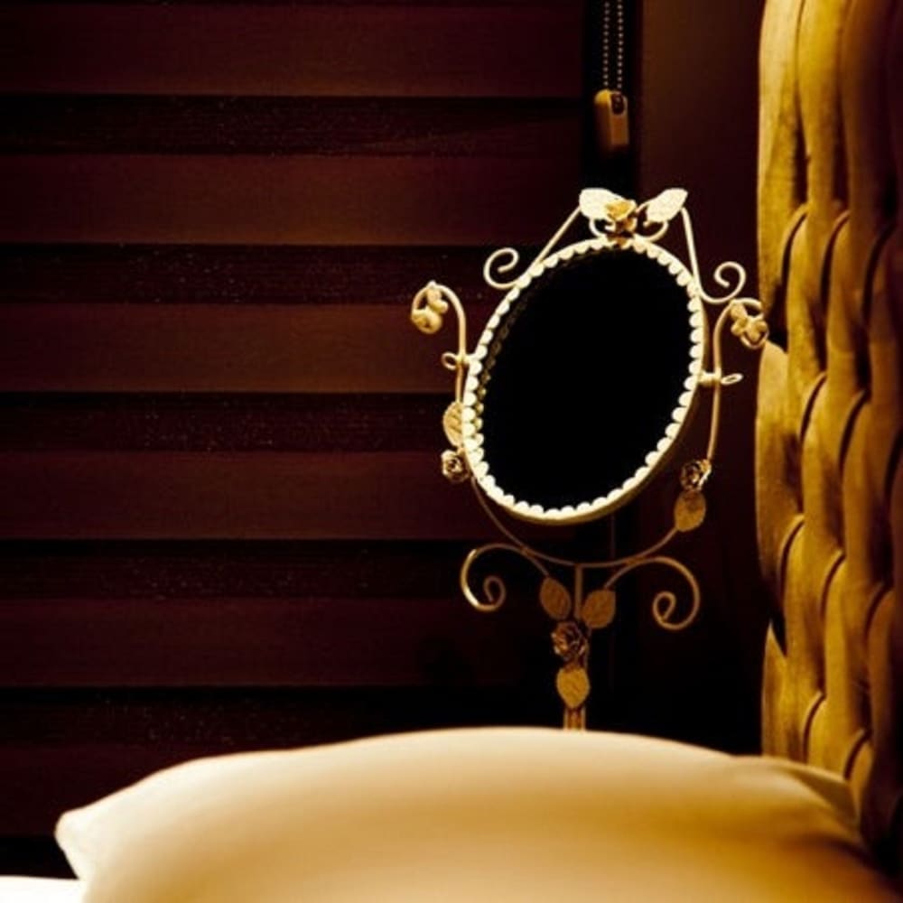 Upperhouse Hotel 8
