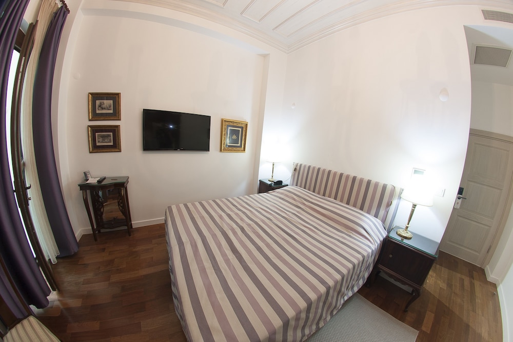 Villa Pera Suite Hotel 9