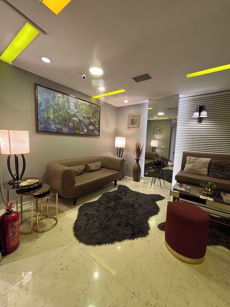 Wame Suite Hotel 7