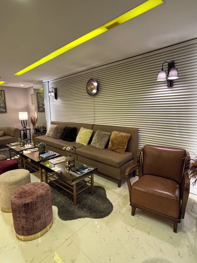 Wame Suite Hotel 9