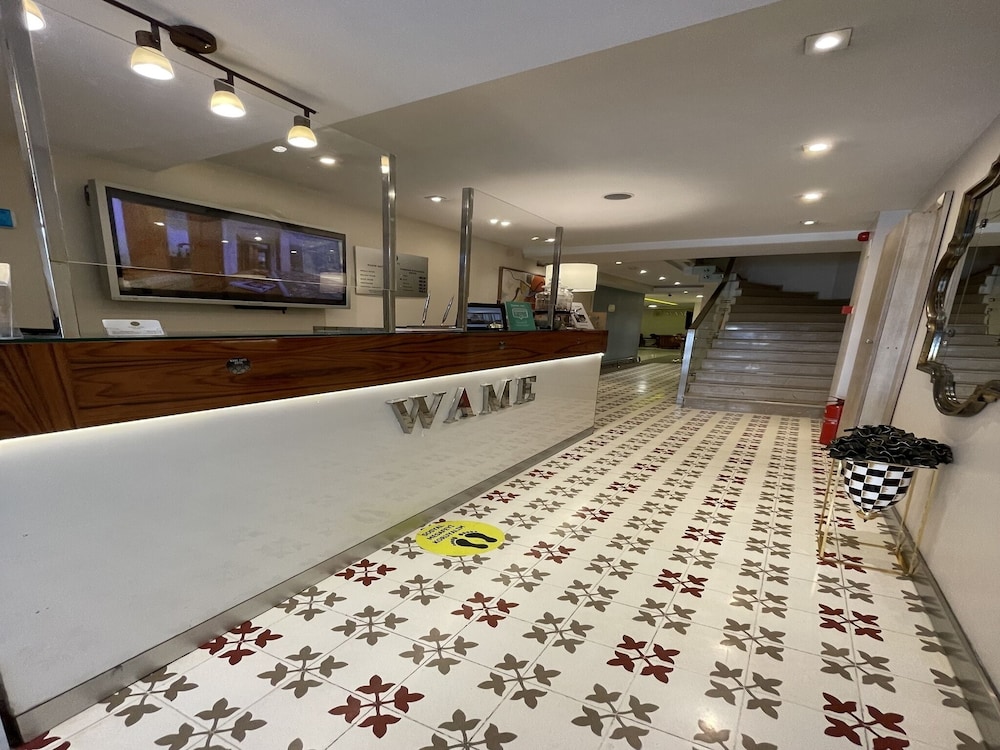 Wame Suite Hotel 10