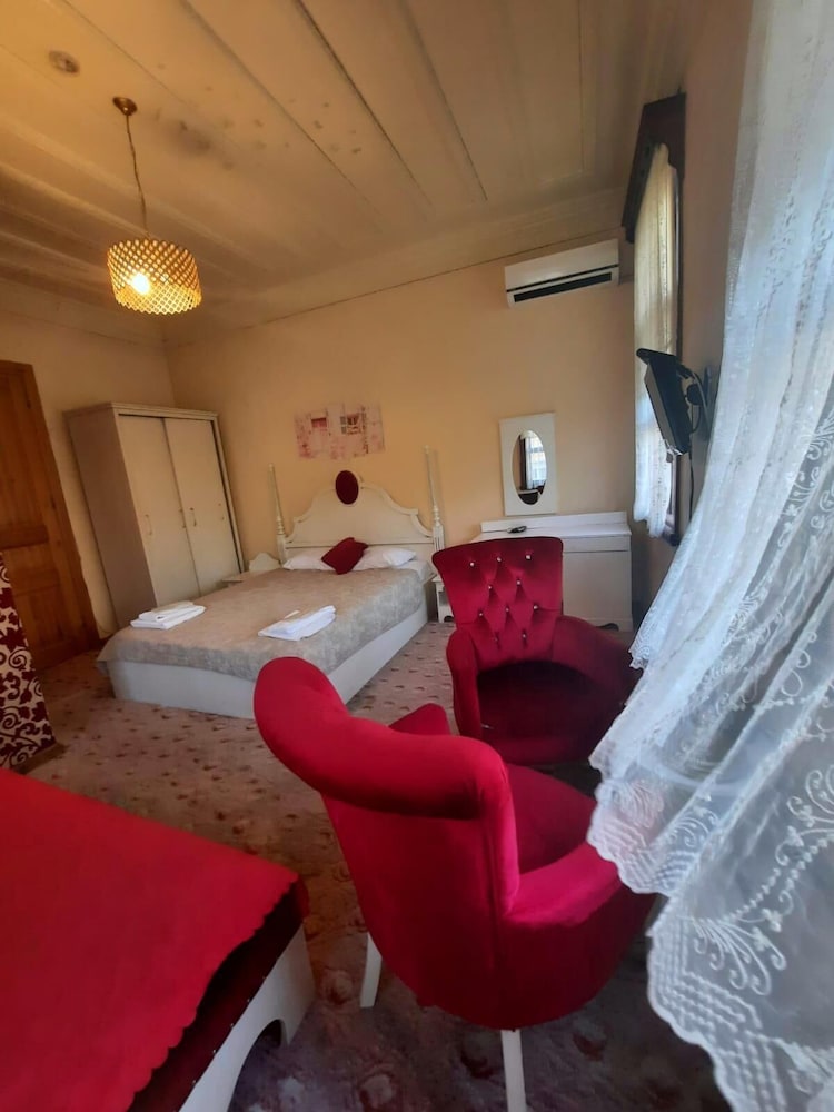 Yalı Butik Hotel 16