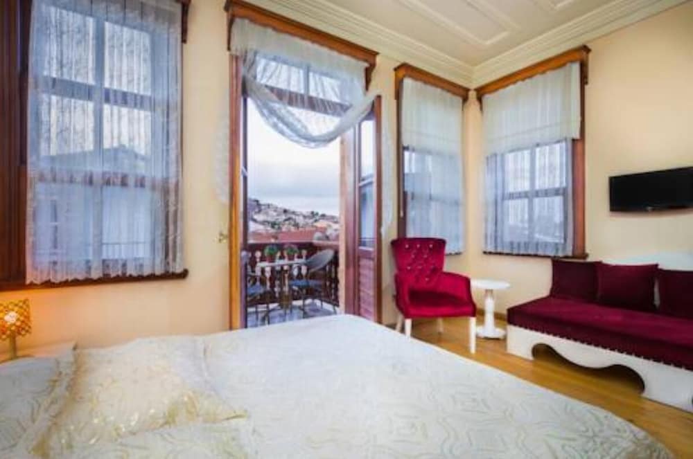 Yalı Butik Hotel 11