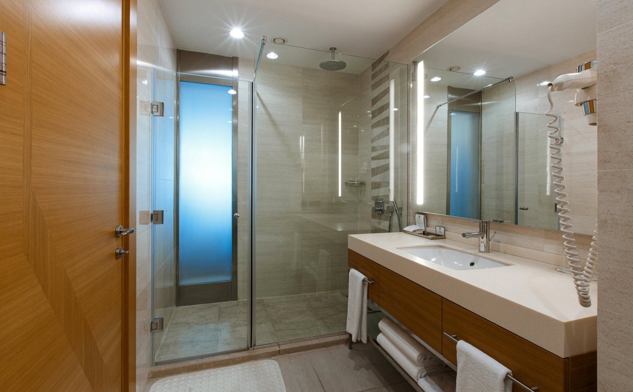 Holiday Inn Baku 13