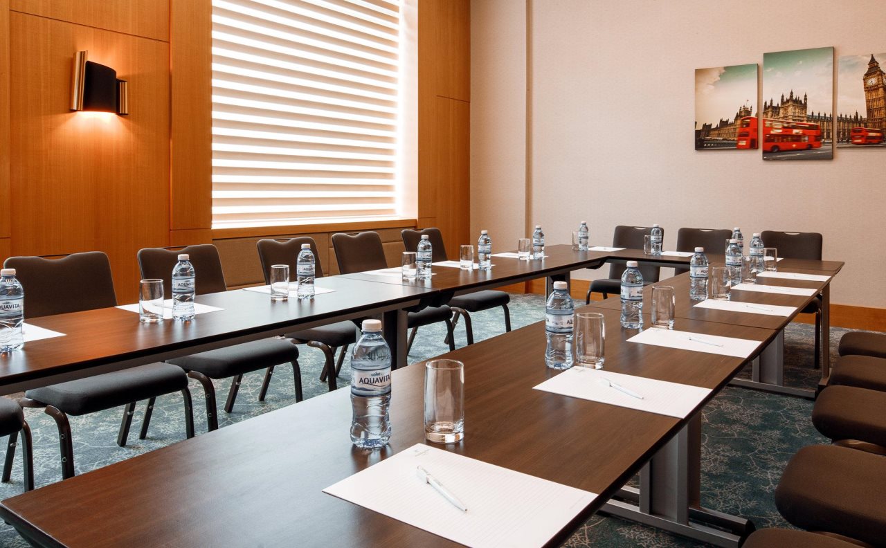 Holiday Inn Baku 23