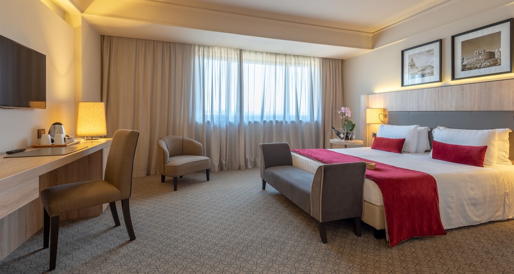 A.Roma Lifestyle Hotel 7