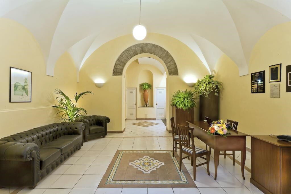 Antico Palazzo Scala 12