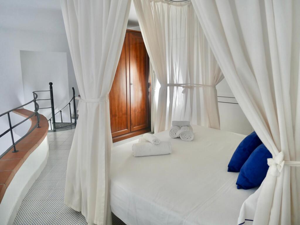 Antico Palazzo Scala 15