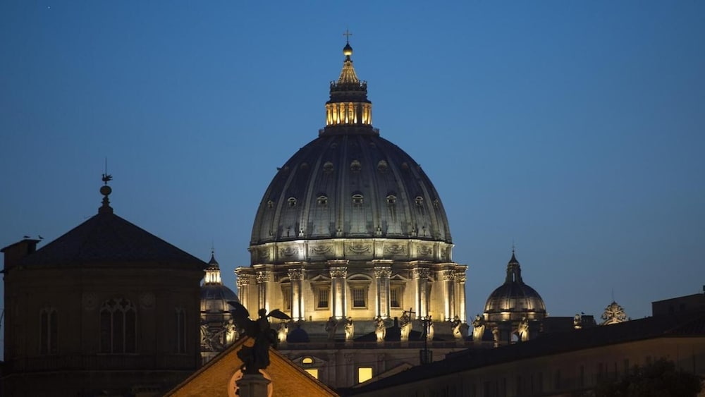 Beside the Vatican 24