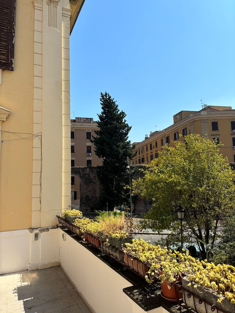 Rome Experience Hostel 21