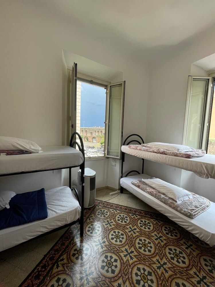 Rome Experience Hostel 8