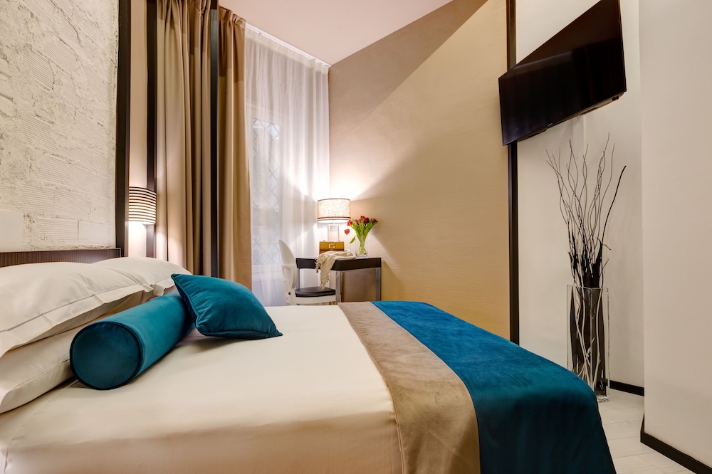 Dharma Luxury Hotel 9