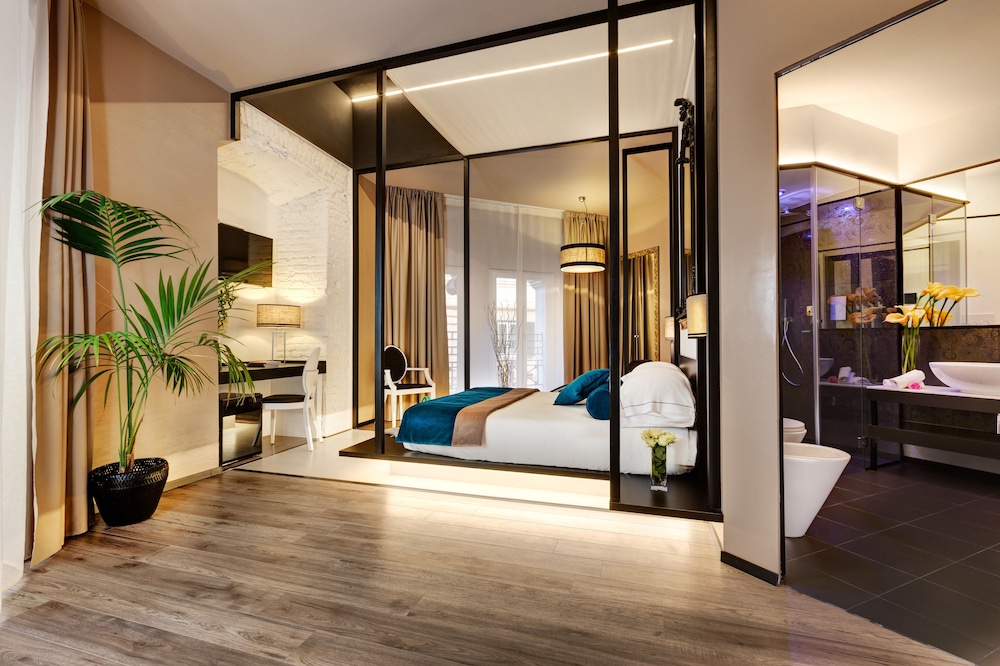 Dharma Luxury Hotel 17