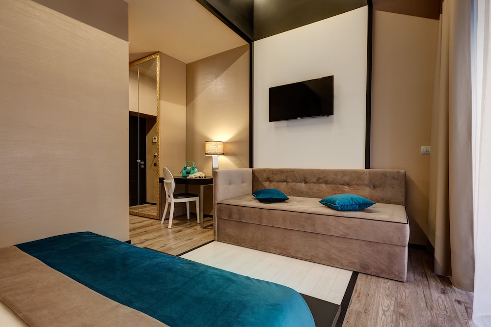 Dharma Luxury Hotel 6