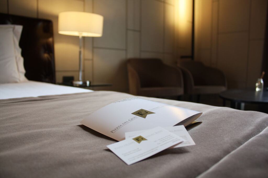 Piazza Del Gesù Luxury Suites 4