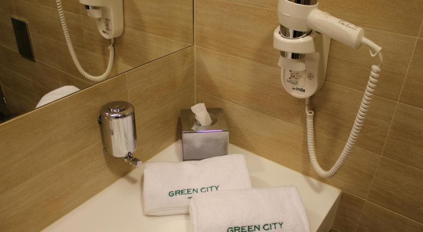 Green City Hotel 23