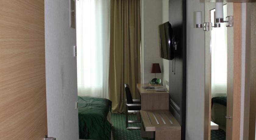 Green City Hotel 3