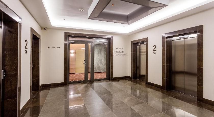 Green City Hotel 6