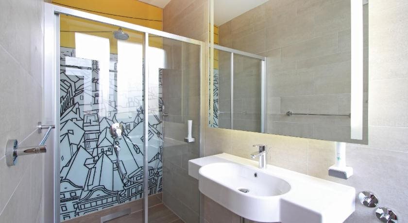 Hotel Cosmopolit 18