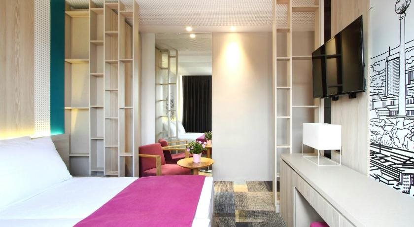 Hotel Cosmopolit 9