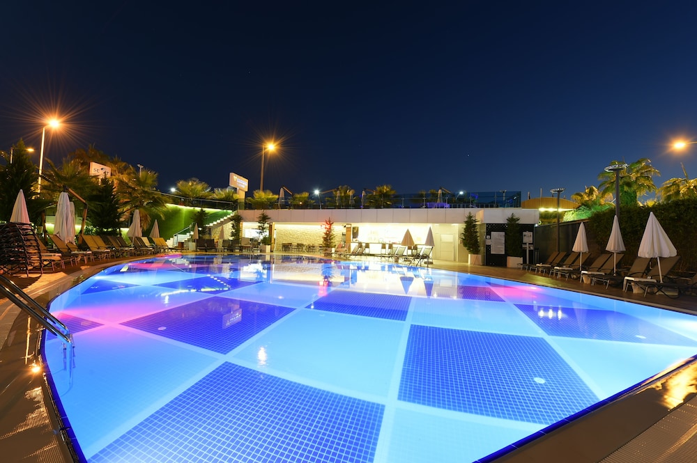 Sunprime C-Lounge Hotel 23