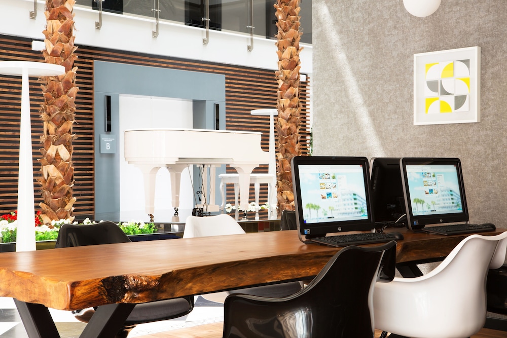 Sunprime C-Lounge Hotel 8
