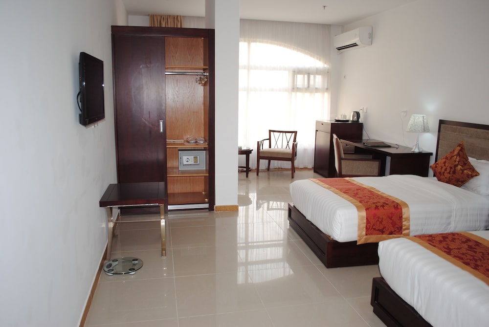 Soluxe Cairo 12