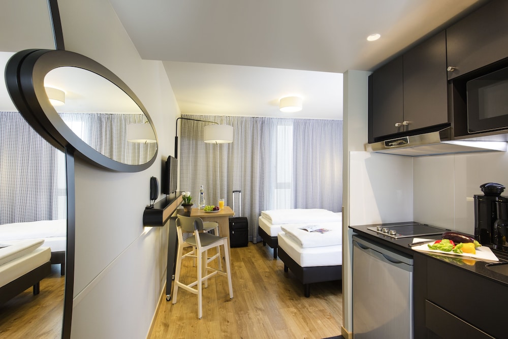 Aparthotel Adagio access La Défense Puteaux 9